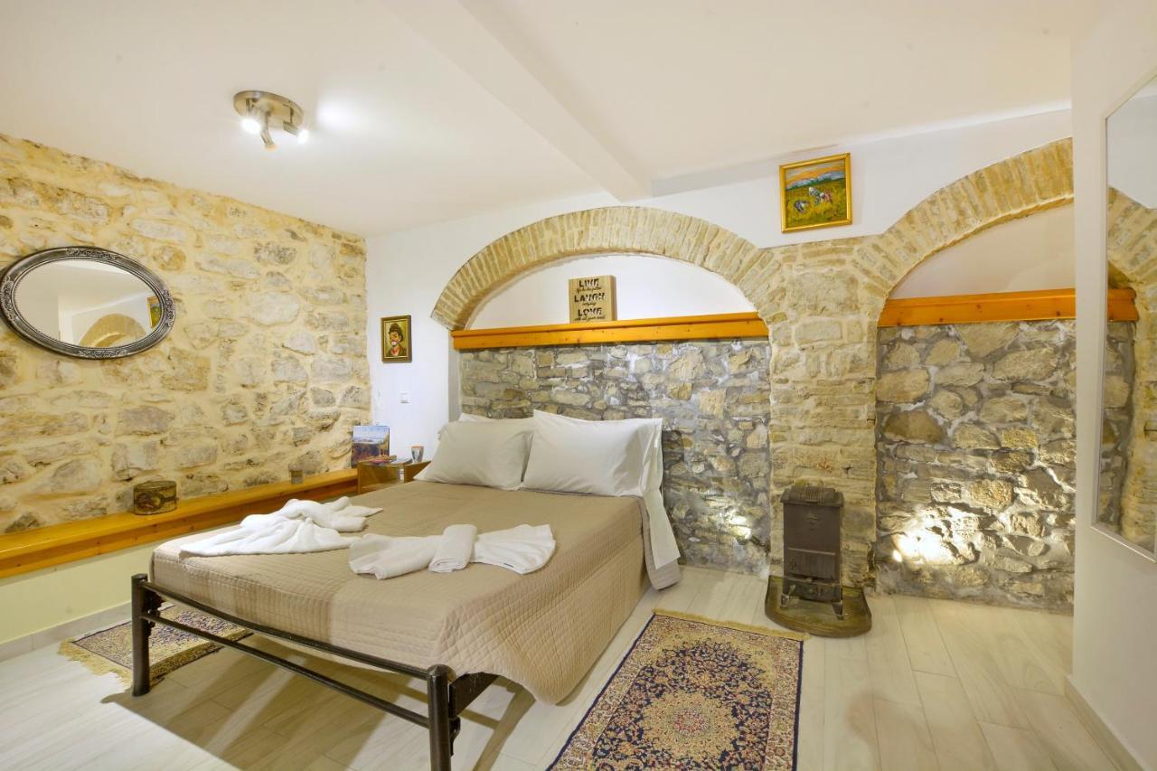 Studio In Corfu Town Exterior photo